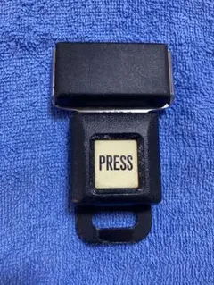 シートベルトバックル