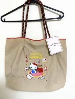 【値下げ】しまむら　キティちゃん　 刺繍トートバッグ ベージュのサムネイル