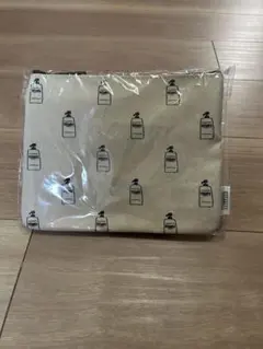 Item thumbnail for item dbc3a886-d143-4f9a-be66-696c9e19e15c