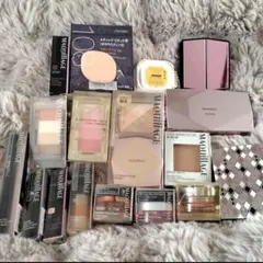 ♥MAQuillAGE 資生堂 コスメ まとめ売りのサムネイル