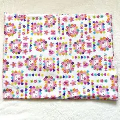 d*2様 ハローキティ　キティ　生地　はぎれ　希少　レア　レトロ　平成レトロ