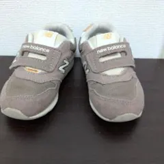 NewBalance　ベビー靴　子供靴　13.5cm　ベージュ