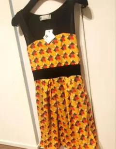 SLY 新品未使用タグ付き★幾何学模様 半袖ワンピース Sサイズ