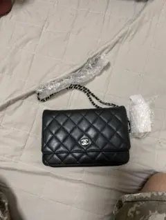CHANEL マトラッセ チェーンウォレット ブラックのサムネイル