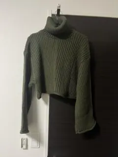 ZARA オリーブグリーン タートルネック セーター