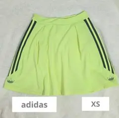 【美品】アディダス 蛍光イエロー スカート　XS　お買い得