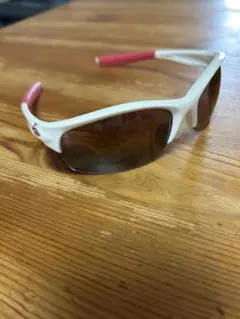 Oakley サングラス Commitコミット限定ピンクリボンのサムネイル
