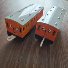 きかんしゃトーマス　アニー　クララベル　プラレール 車両　セット