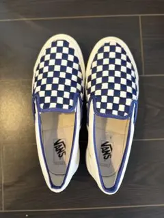 Item thumbnail for item 0575b459-1c16-475e-952a-65d921d65c2e