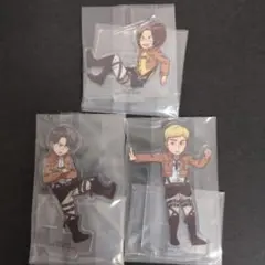 一番くじ 進撃の巨人 H賞アクリルスタンド リヴァイ　ハンジ　エルヴィン