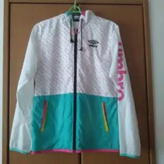 アンブロ　umbro　ウインドブレーカー　Мサイズ