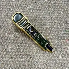 新品 BTS V テテ 2025 センイルイベント マイクピンバッチ