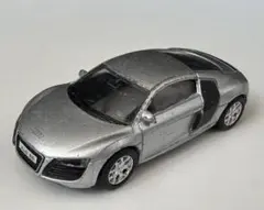 最安値　アウディ　R8 1/64 ミニカーのサムネイル
