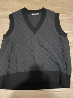 ZARA ダークグレー キルティングニットベスト