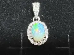 オパール ネックレス