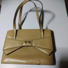 NINA RICCI　ベージュレザーリボンショルダーバッグ