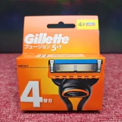 P&G ジレット フュージョン 5＋1 替刃4個入 新品 未開封 正規品のサムネイル