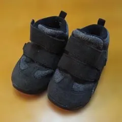 asics 黒 スエード ブーツ13.5センチ