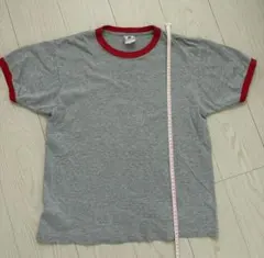 foot Locker グレー レッド Tシャツ Lのサムネイル