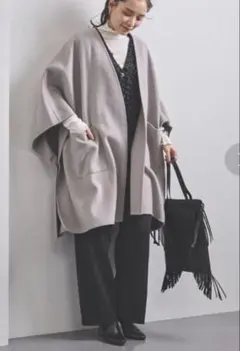 ユナイテッドアローズ UNITED ARROWSリバー ポンチョ コート