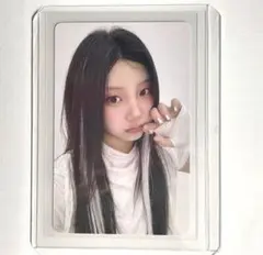 ILLIT ウォンヒ　bomb yizhiyu 6.0 ラキドロ　トレカ