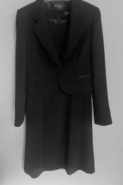 【極美品】喪服　礼服　7号　ブラックワンピース　セットアップ（ジャケット付き）