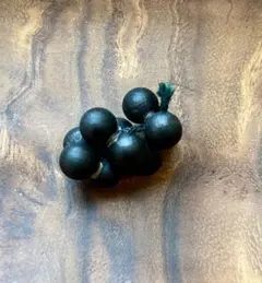 ERZI黒カシス　おままごと木製食材ドイツ