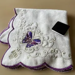 ANNA SUI 蝶の刺繍 タオルハンカチ新品タグ付き