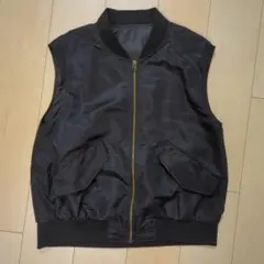 GU　黒　ベスト　М