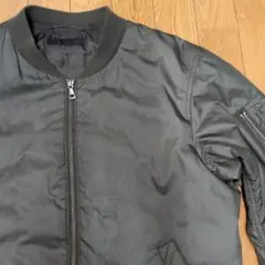 ダークグリーン MA-1ジャケット