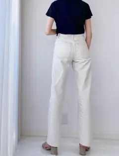 UNIQLO U レギュラーフィットストレートハイライズジーンズ　ホワイト