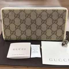GUCCIグッチ ラウンドファスナー GGキャンバス ロゴプレート