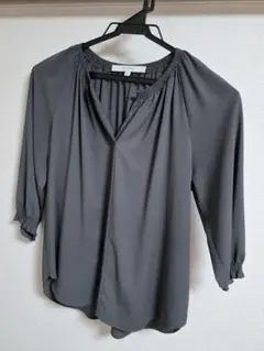 UNTITLED☆ブラウス☆カーキ系☆0サイズ