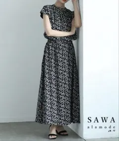 サワアラモード sawaalamode　小花柄ワンピース　裏地ありのサムネイル