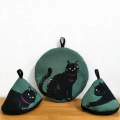 黒猫三角鍋つかみ２個と鍋敷き!プレゼント インテリア ハンドメイドのサムネイル