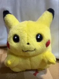 初期ピカチュウぬいぐるみのサムネイル