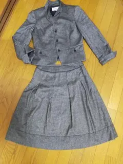 自由区 ジャケットとスカートのセット グレー系　卒園卒業式入学式