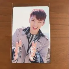 ウジ　トレカ　SEVENTEEN