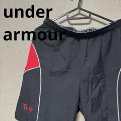 Under Armour スポーツショーツ 黒/赤