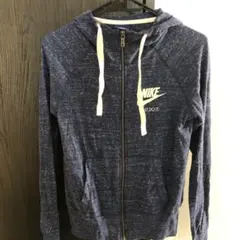 【美品】NIKE ナイキ パーカーのサムネイル