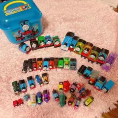 ♡ きかんしゃトーマス ガチャガチャ他 ケース付き ♡