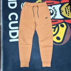 s*g様 Nike テックフリース　ジョガーパンツ オレンジ S