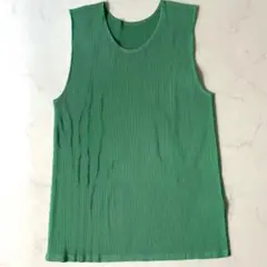 ほぼ未使用 24ss プリーツプリーズ グリーン ノースリーブ トップス 3 L