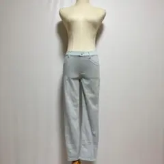ユニクロUNIQLO ウルトラストレッチクロップドレギンスパンツ（S）薄いブルー