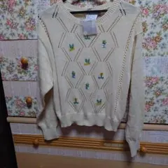 最終値下げTUGAHARU 花柄刺繍 ニットカーディガンのサムネイル