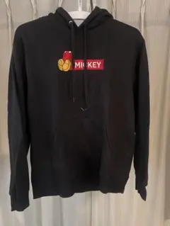Disney ミッキー刺繍パーカー LL