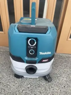 マキタ 業務用集じん機 M442 乾湿両用 ほぼ未使用 フィルター多数付き マキタ 業務用集じん機 M442 乾湿両用 ほぼ未使用 フィルター多数付き
