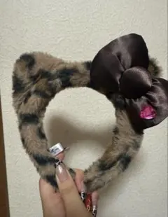 ヒョウ柄リボンキティ カチューシャ