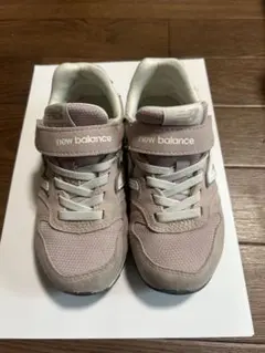 ニューバランス　薄ピンク　18cm