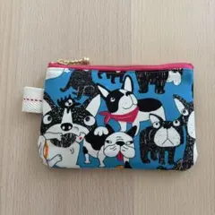 ミニポーチ　ドッグ柄　ハンドメイド　アクセサリーケース　ポーチ　わんちゃん　犬